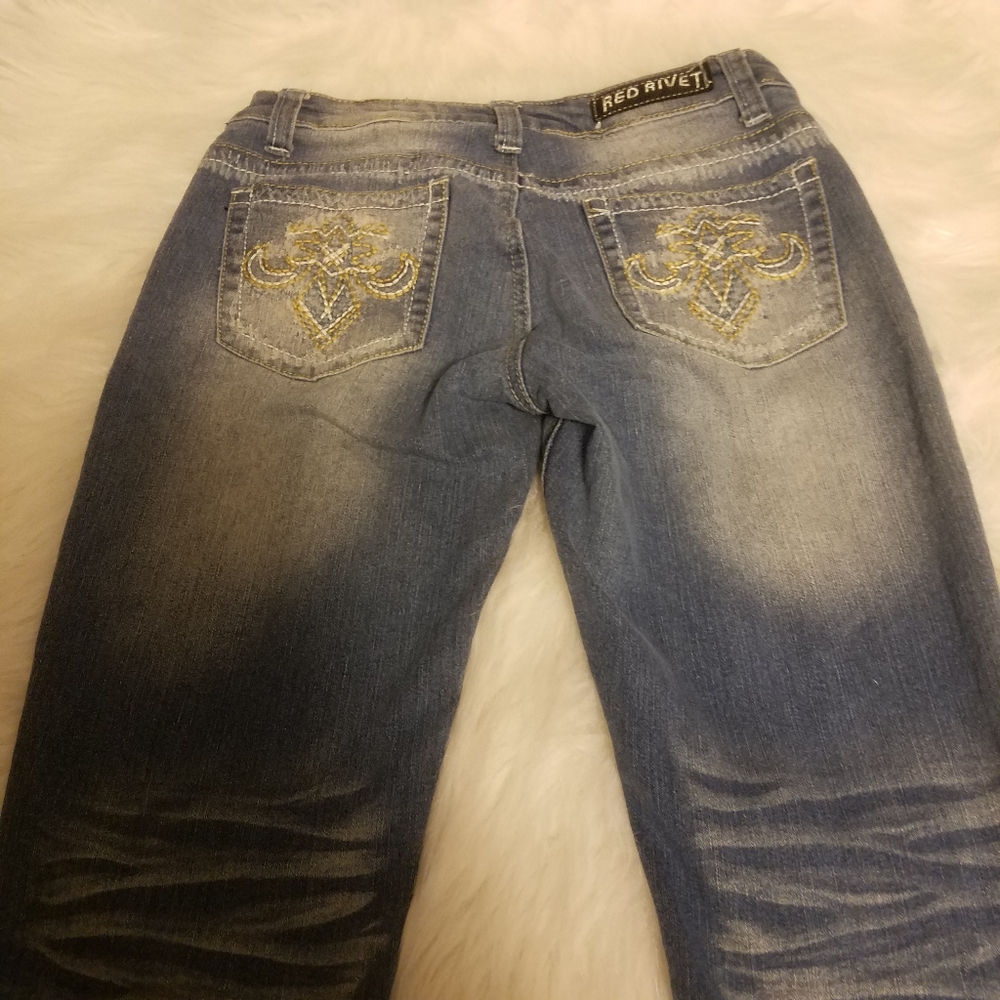 RED RIVET FLARE JEANS - Picture 6 of 6